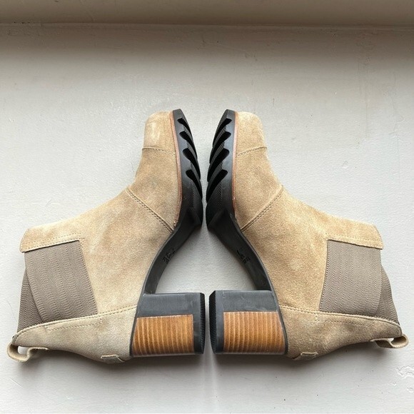 Sorel Addington Chelsea Tan Suede Pull On Boho Ankle Boot Stacked Heel Women 8.5 - Picture 4 of 13